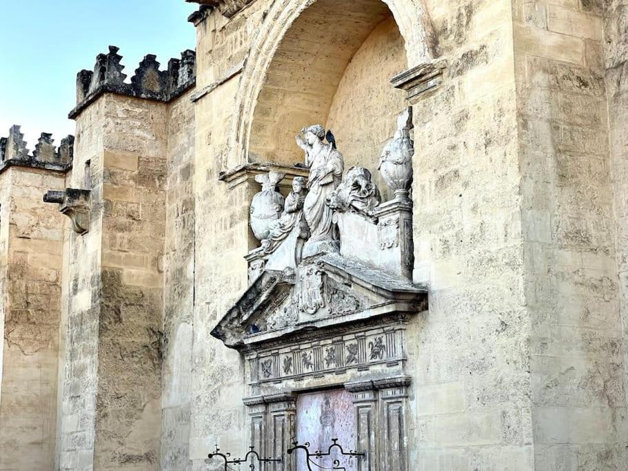 Newmezquita1 Magnificas Vistas A Mezquita Catedral Córdoba Exterior foto